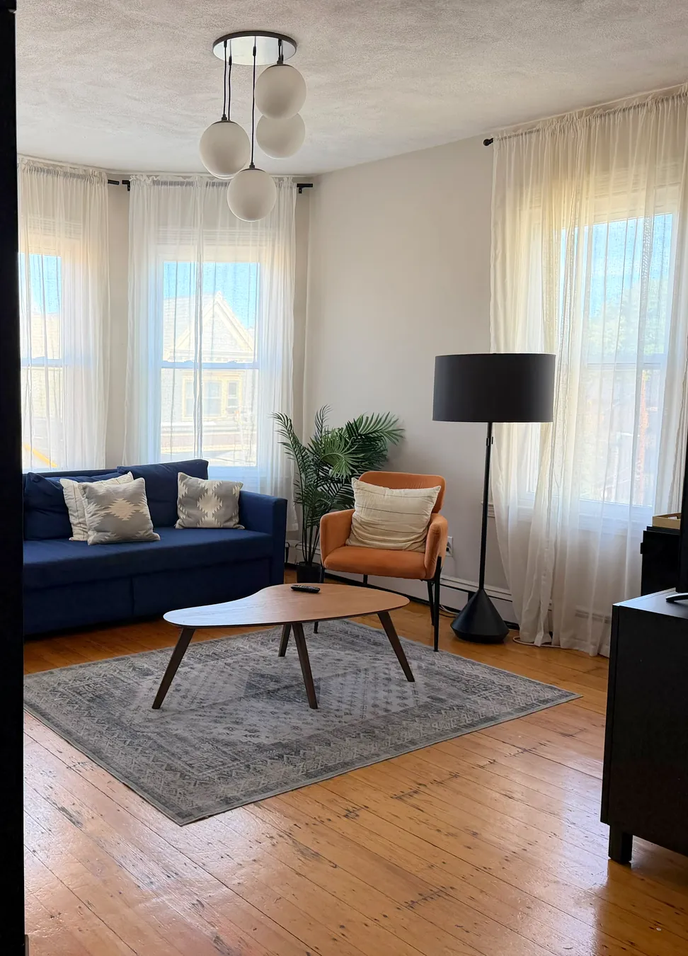 101 Calumet sunlit living room